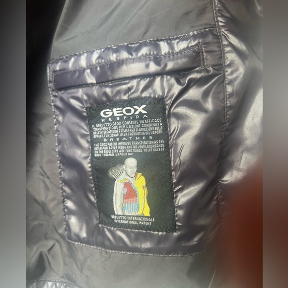 Geox Jacket in a Grey Shiny material.Size 12. - Picture 4 of 4